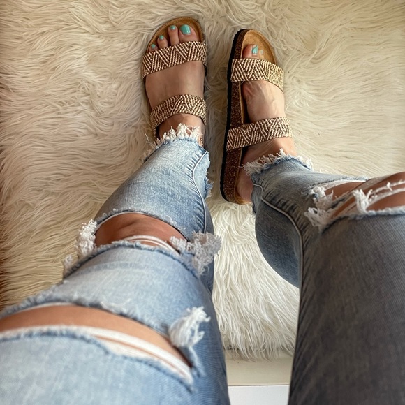 Beige Aztec Tribal Woven Banded Footbed Sandals - Picture 16 of 16